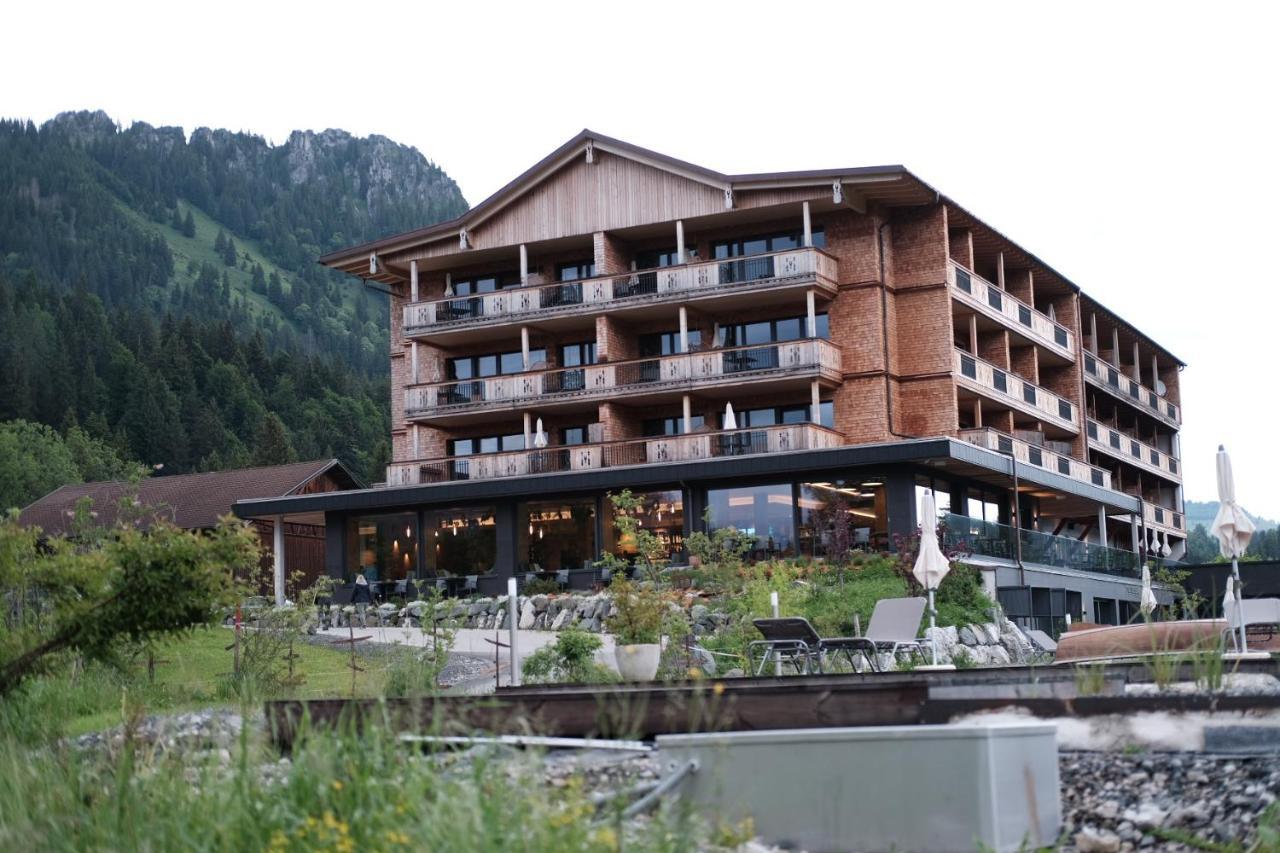 Ruhehotel & Naturresort Rehbach - Adults Only Schattwald Ngoại thất bức ảnh