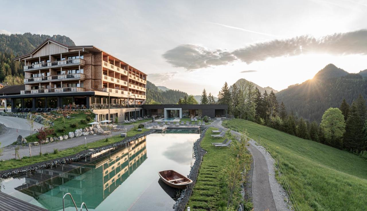 Ruhehotel & Naturresort Rehbach - Adults Only Schattwald Ngoại thất bức ảnh